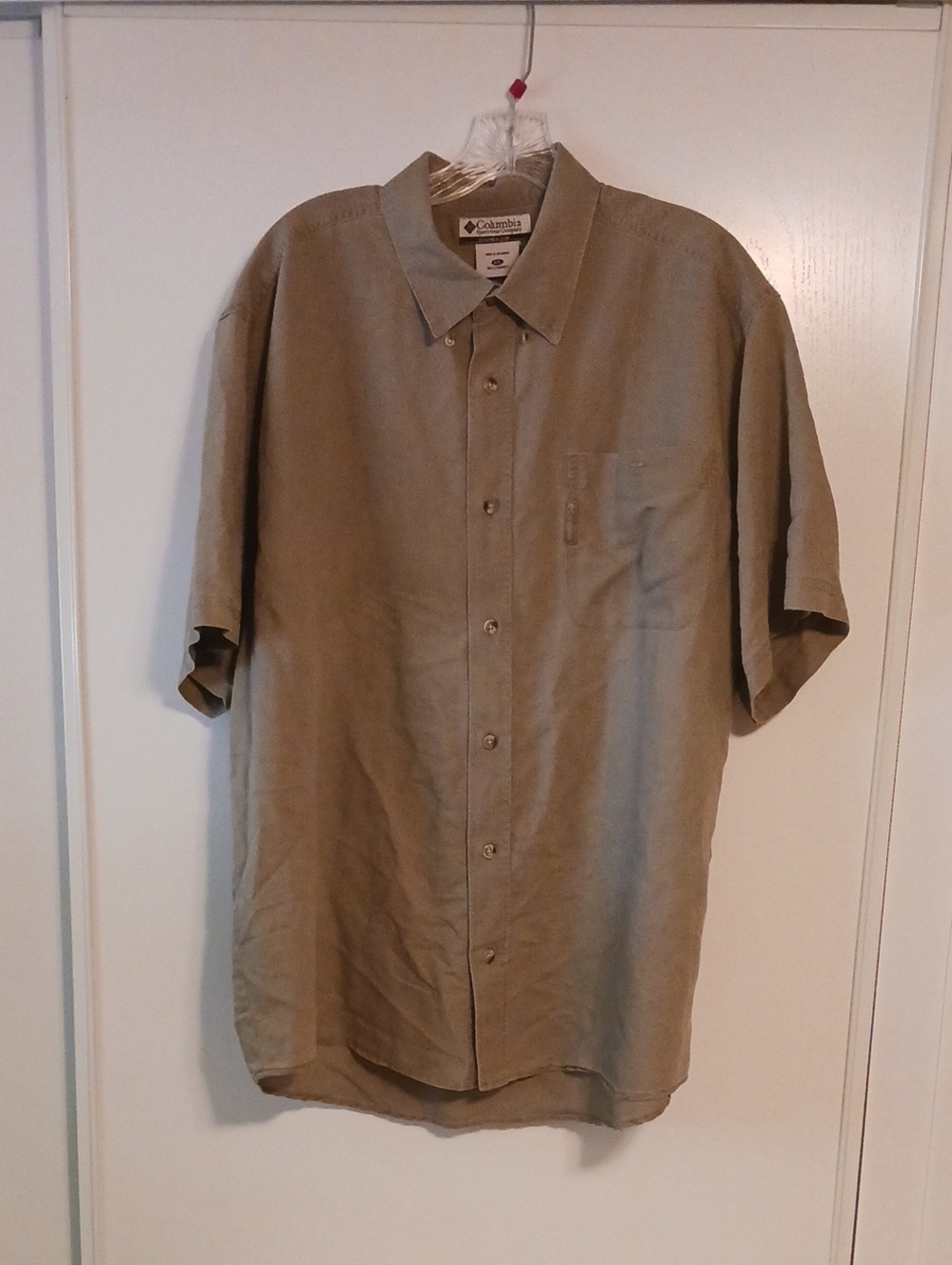 Columbia Short-Sleeve Button-Up Shirt - Olive Green
